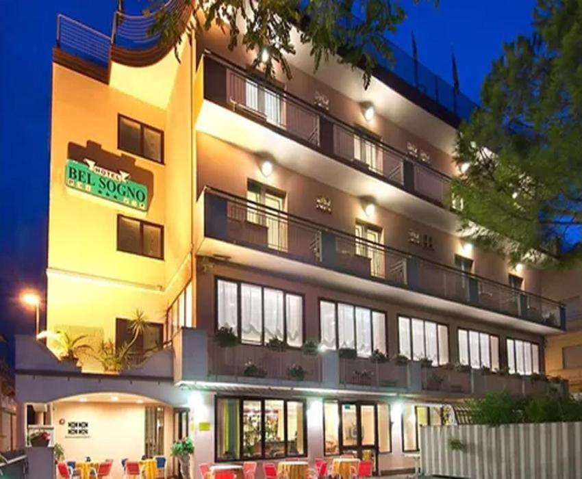 Hotel Bel Sogno Римини Екстериор снимка